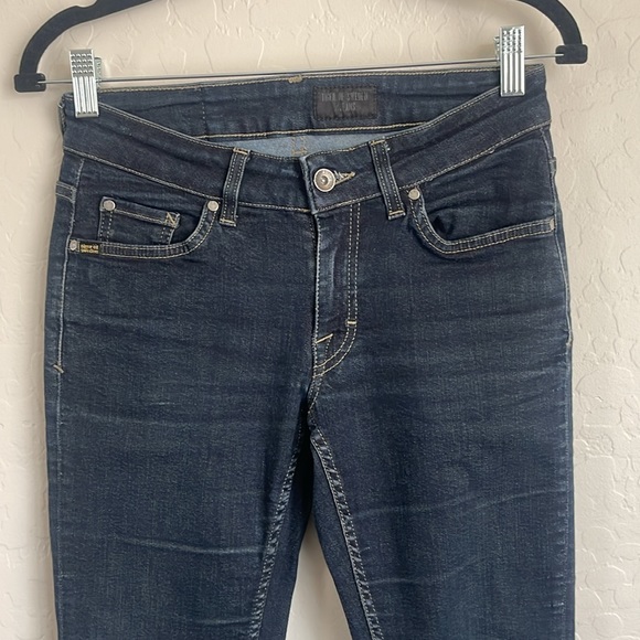 TIGER OF SWEDEN ONCE SLENDER Style: W4711600Z size 30 Dark Wash EUC - Picture 5 of 16